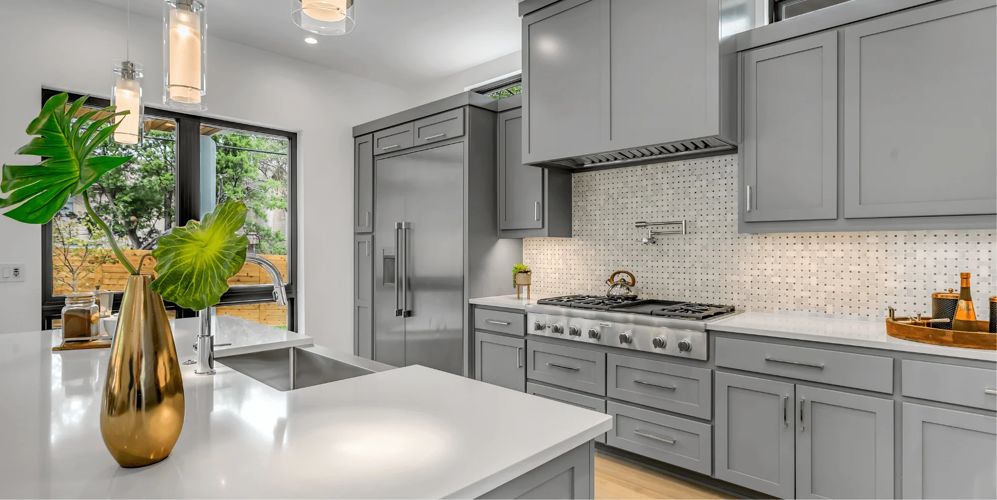 Aluminum Modular Kitchen vs. Wooden Modular Kitchen